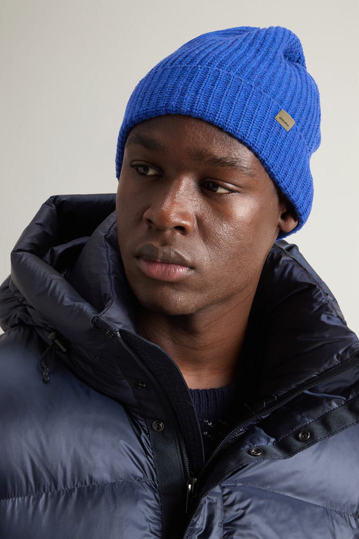 KNITTED RIBBED BEANIE Blu photo 4 | Woolrich