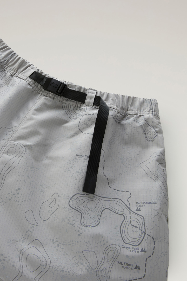 Shorts aus Ripstop-Gewebe mit Print Grau photo 5 | Woolrich