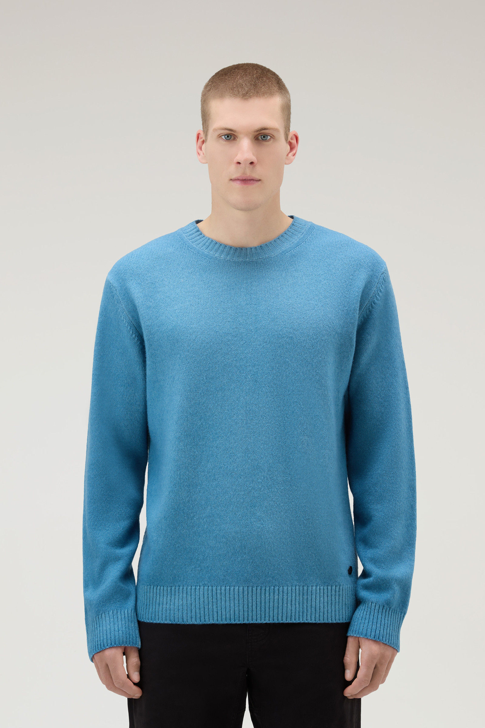 Men's Garment-dyed Crewneck in Pure Virgin Wool Blue | Woolrich USA