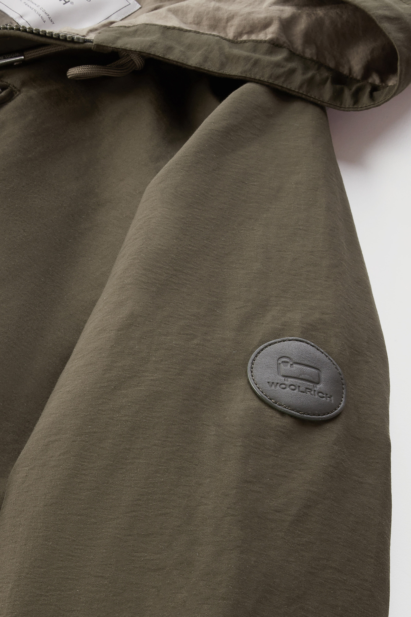 Lobster Jacket in Light Eco Ramar with Hood Green photo 8 | Woolrich