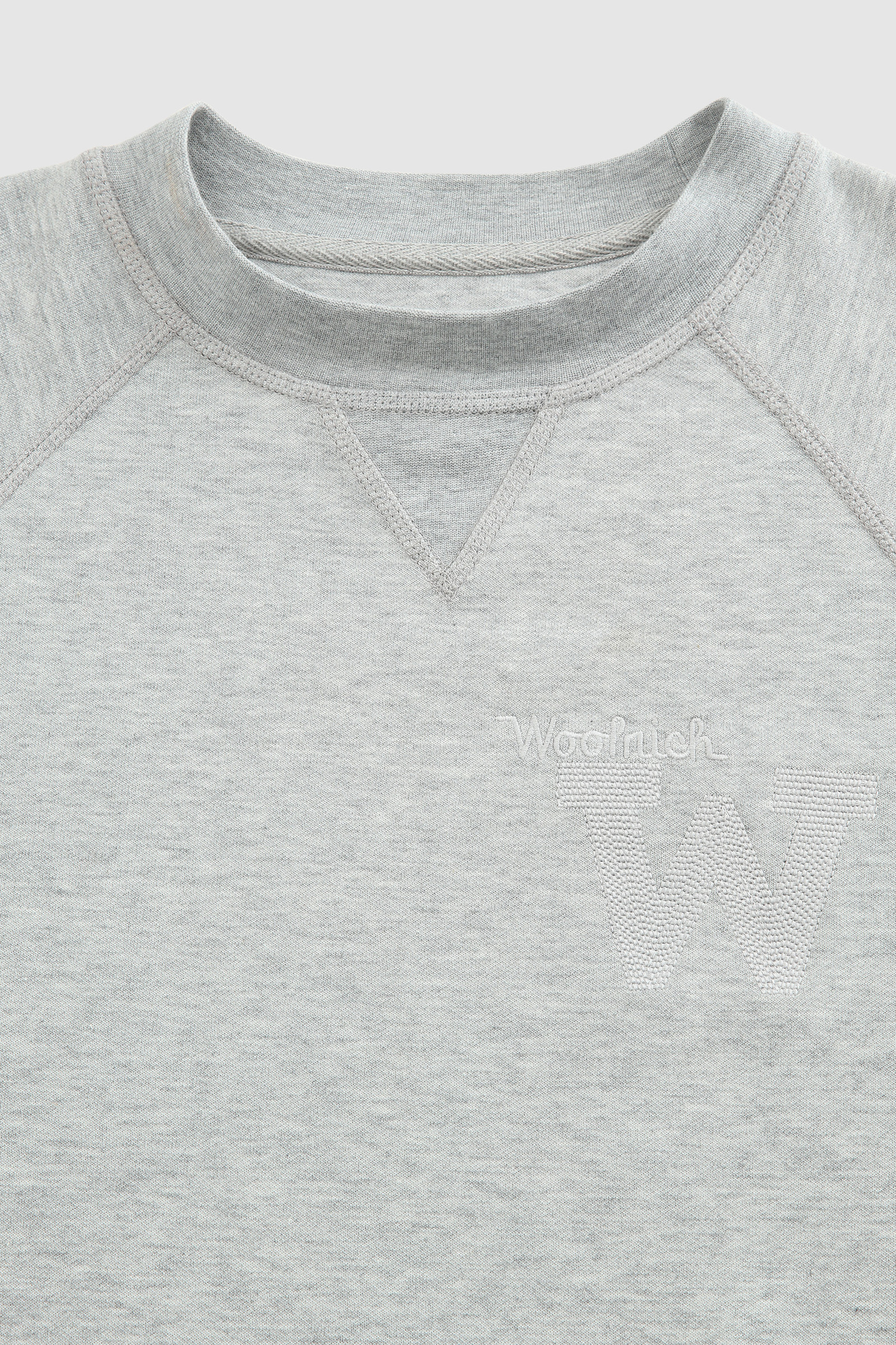 Sweat American à col ras du cou avec logo brodé grey photo 5 | Woolrich