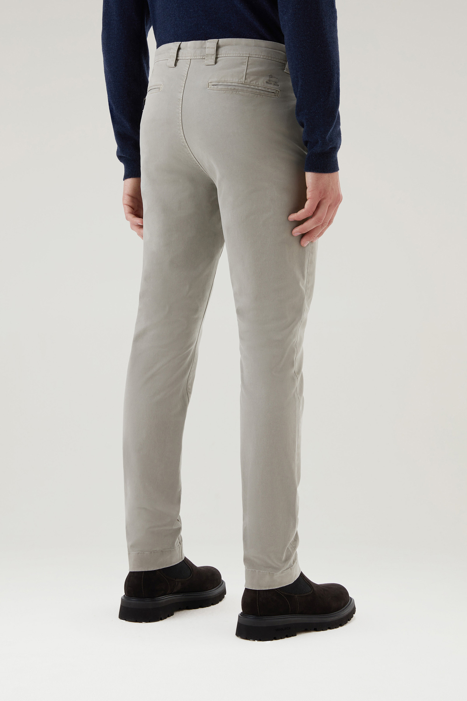 Men's Garment-Dyed Chino Pants in Stretch Cotton Twill Taupe | Woolrich USA