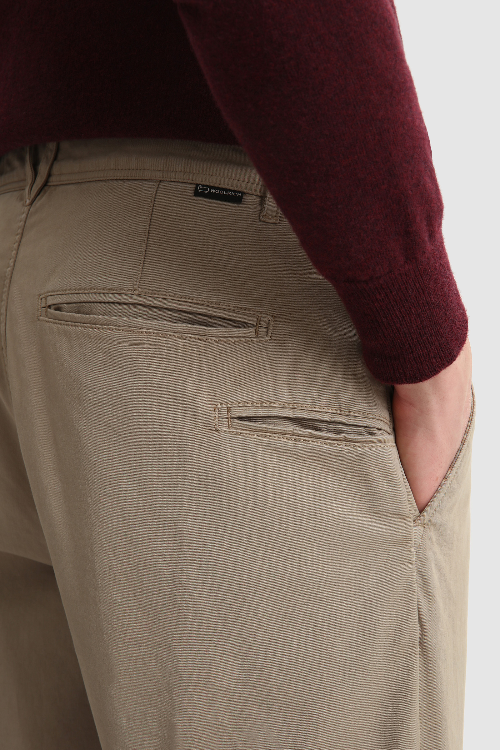 Pantalon chino en coton stretch teint par garment dye