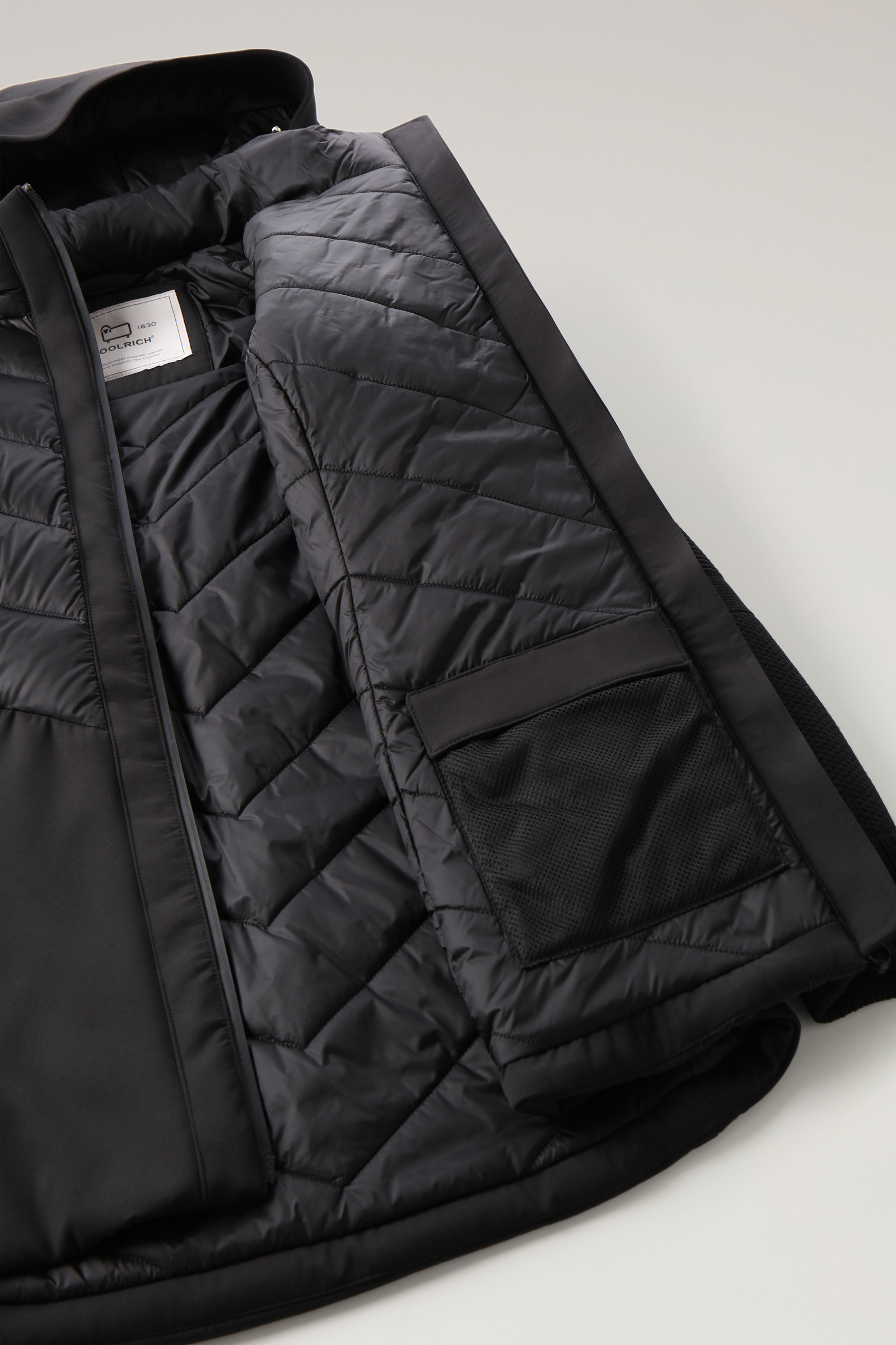 Veste Suffolk en microfibre stretch et softshell noir photo 10 | Woolrich