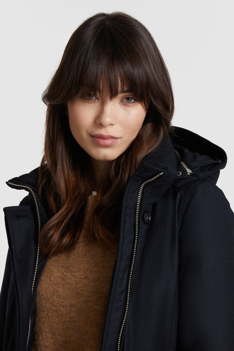Arctic Parka luxe in lana pregiata, pelliccia coyote