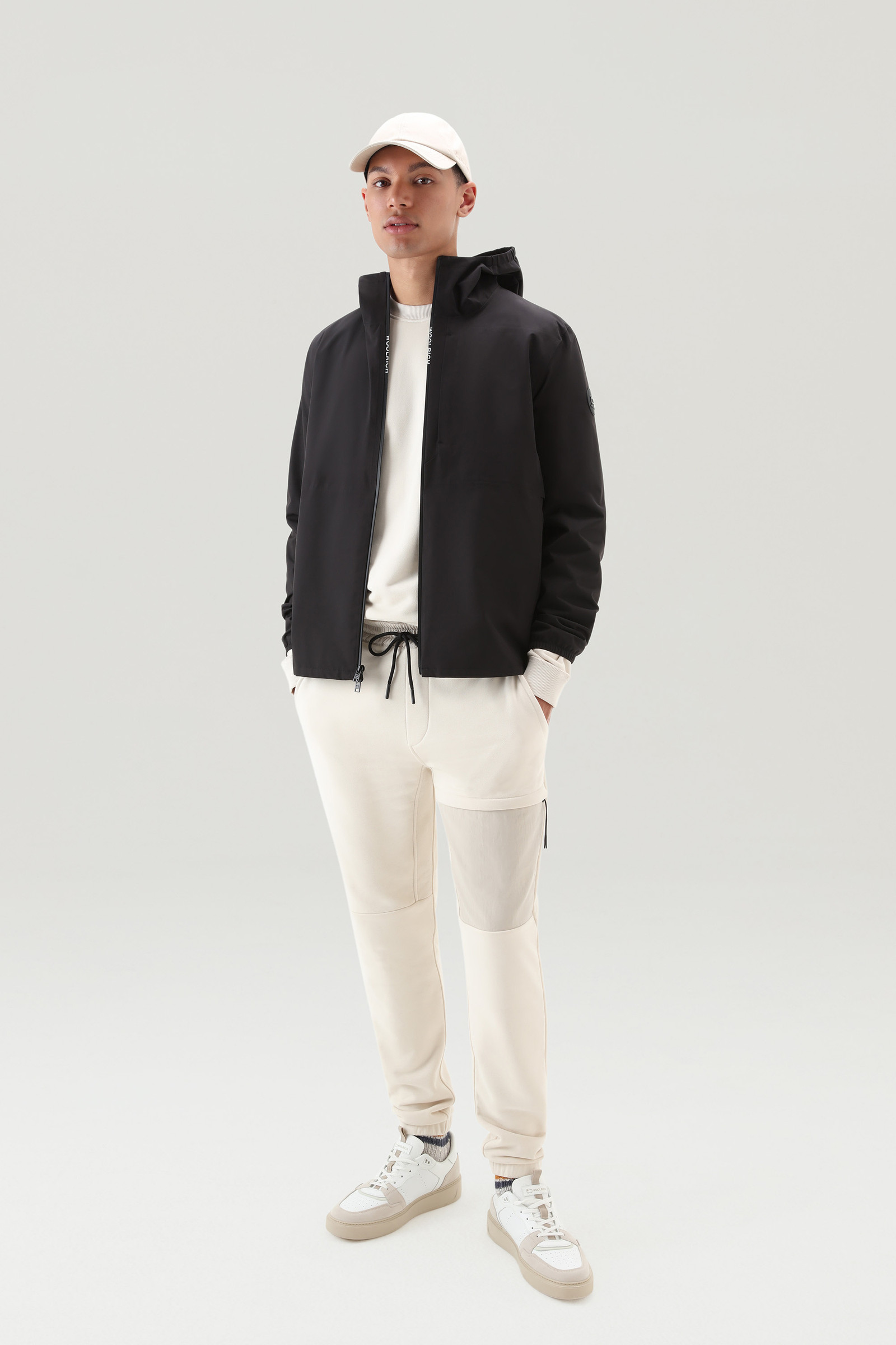 Waterproof Pacific Hooded Jacket Black photo 2 | Woolrich