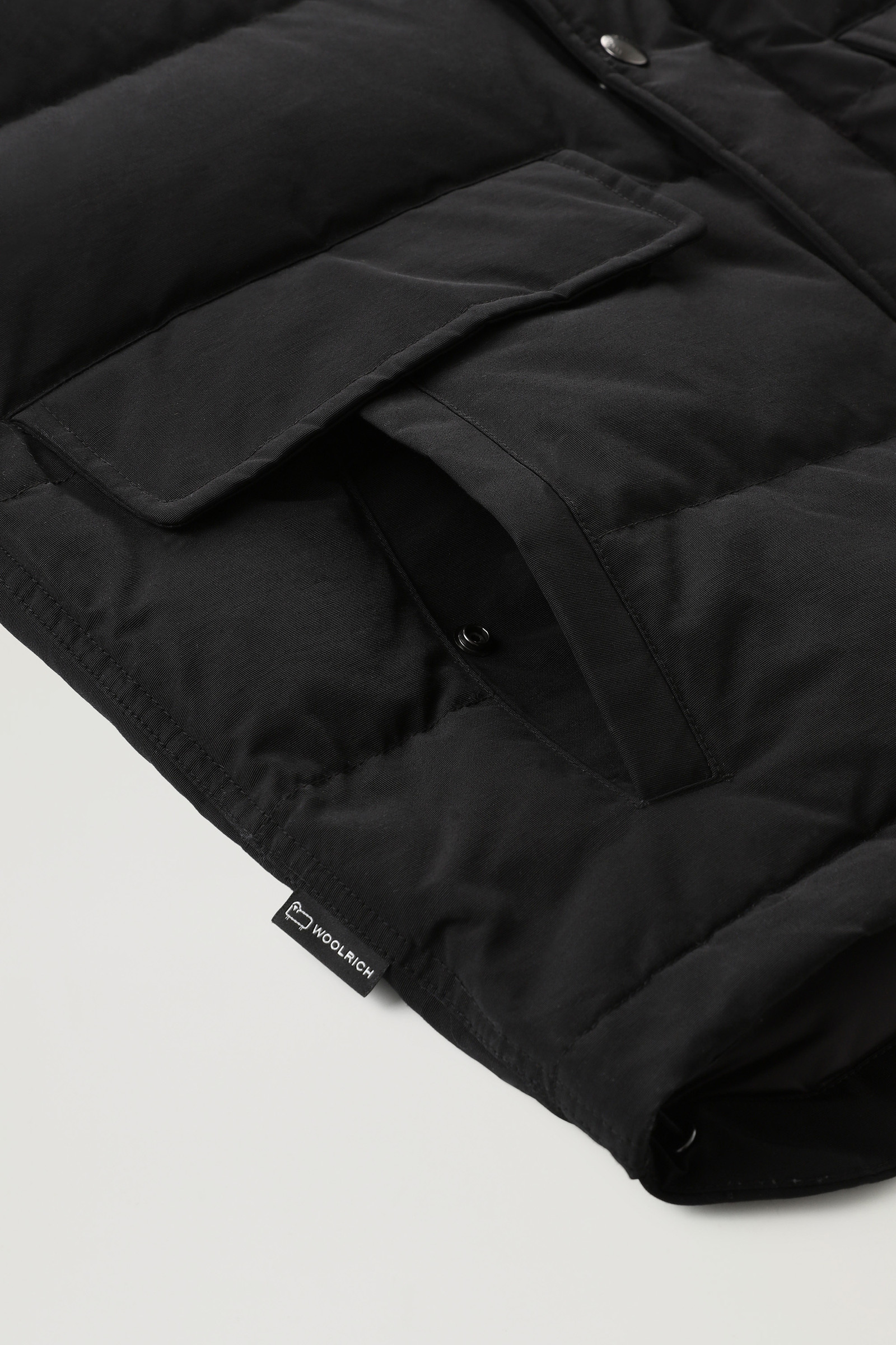 Gilet Aleutian avec capuche amovible noir photo 8 | Woolrich
