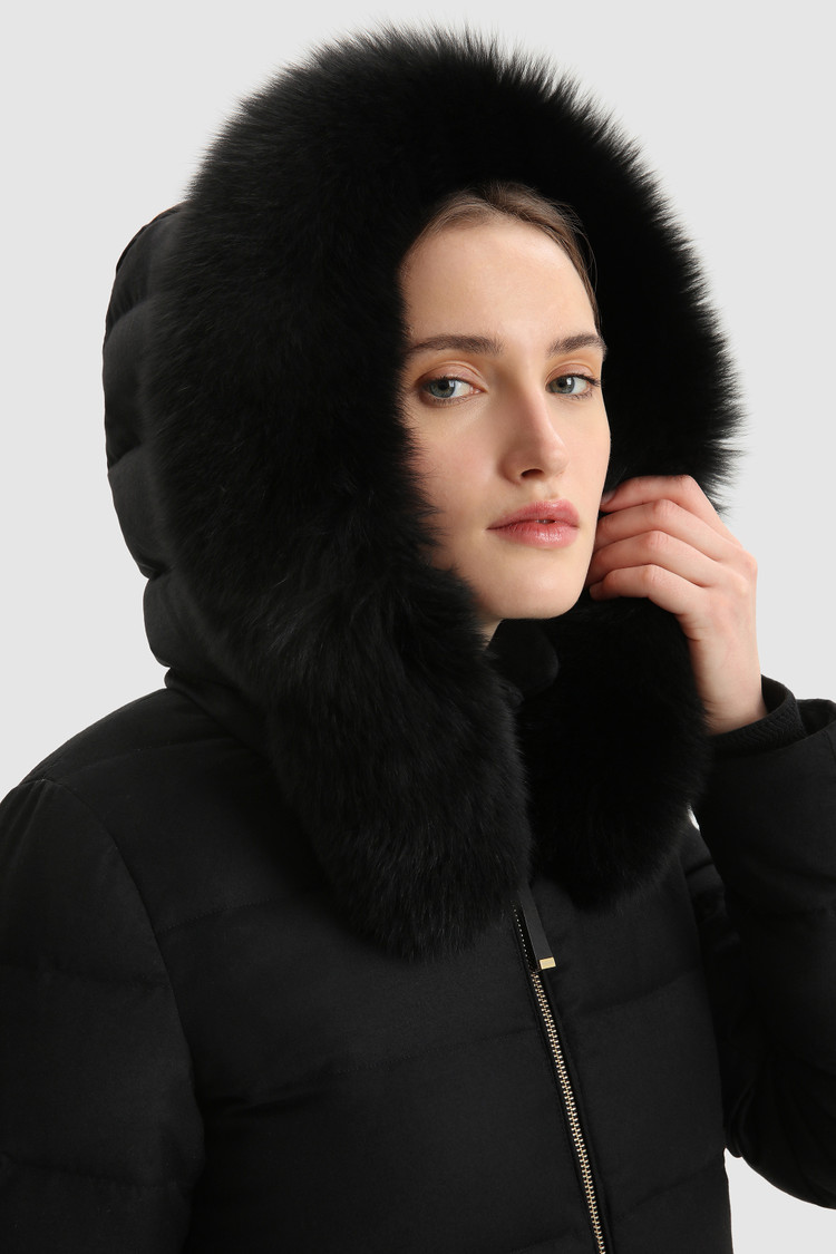 Langer Parka aus Wolle und Seide mit Fell