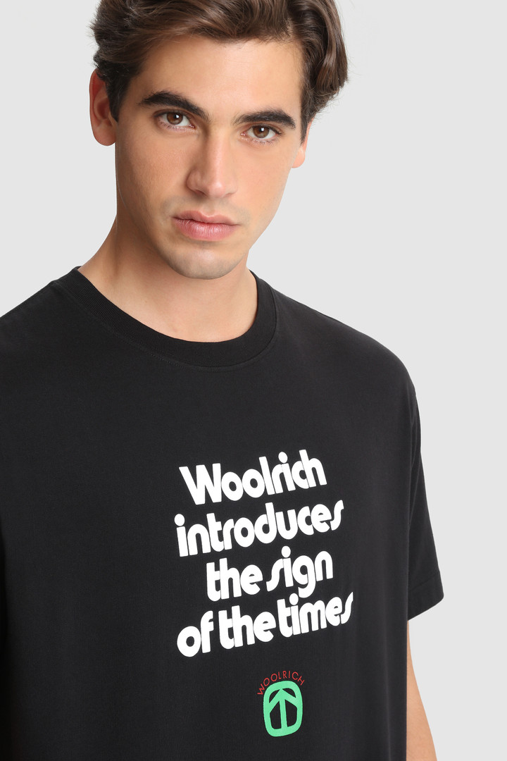 Manifesto tee