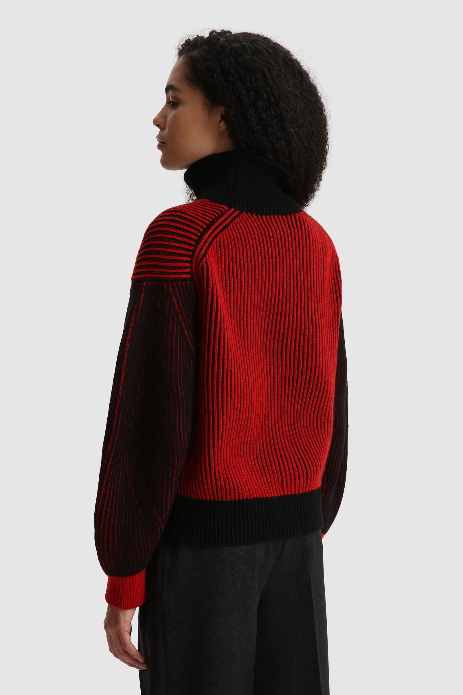 Turtleneck Sweater in Wool with Contrasting Sleeves Red photo 4 | Woolrich