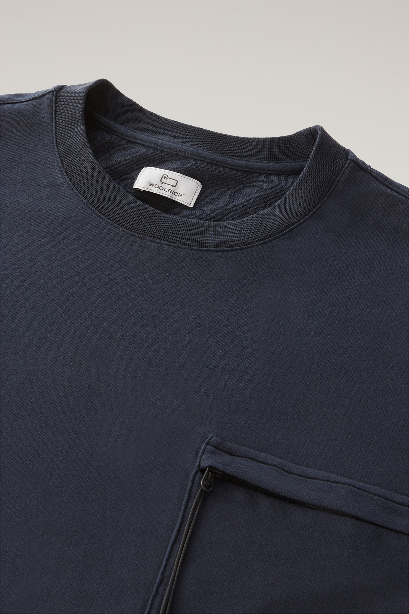 Crewneck in Pure Cotton Fleece with Zip Pocket Blue photo 6 | Woolrich