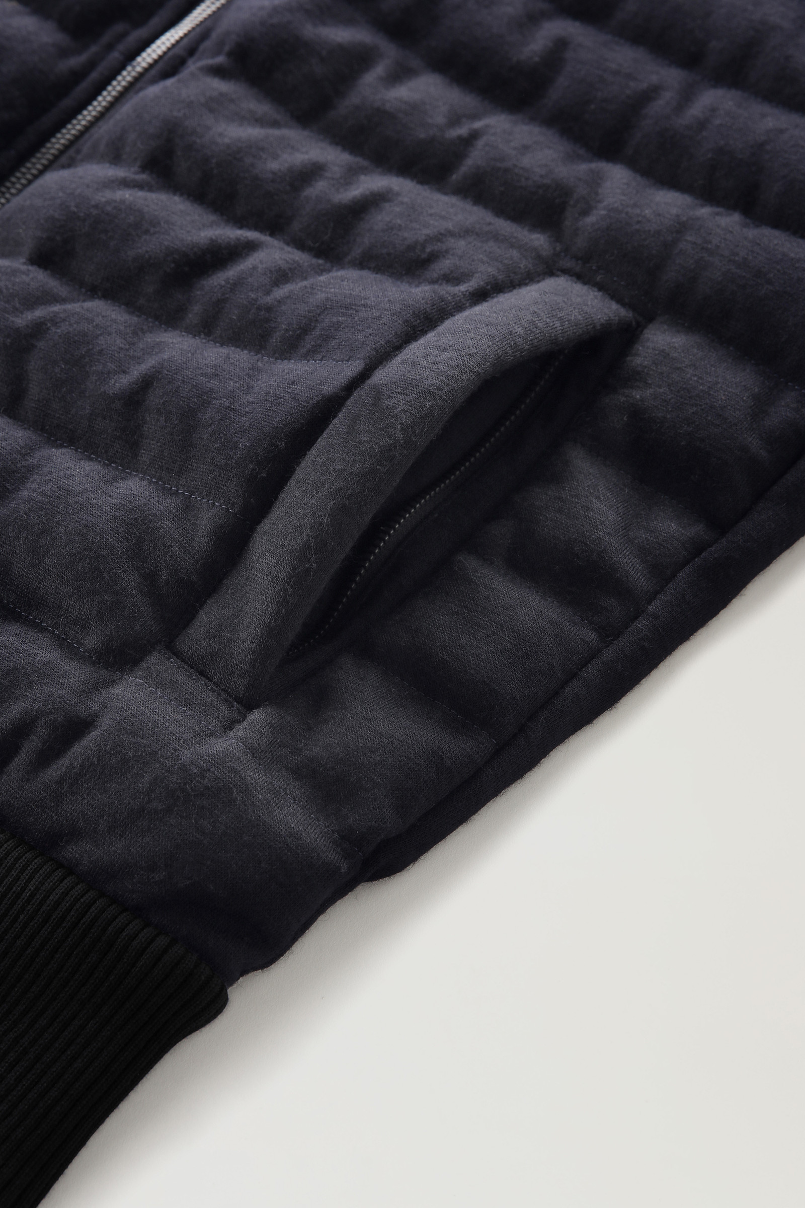Felpa Luxe trapuntata con zip blu photo 8 | Woolrich