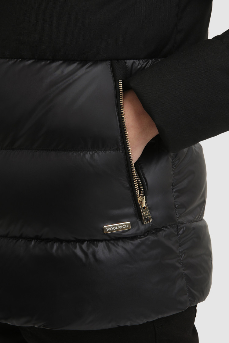 Veste courte Luxury en duvet avec matelassage horizontal