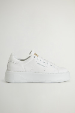 Women's Classic Court Leather Sneakers with Side Band white