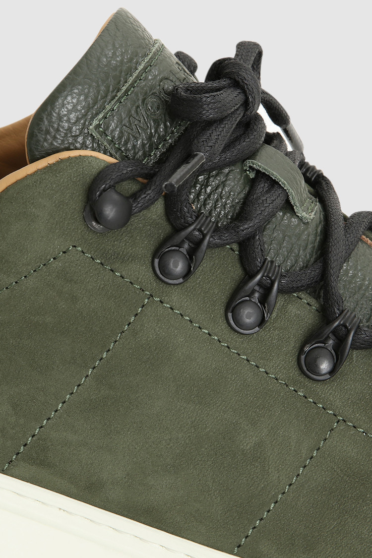 Classic Court Hiking nubuck Sneaker