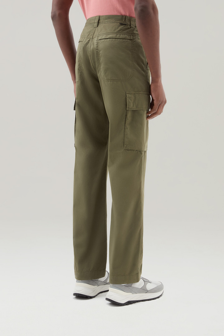Garment-Dyed Cargo Pants in Pure Cotton Gabardine Green photo 3 | Woolrich
