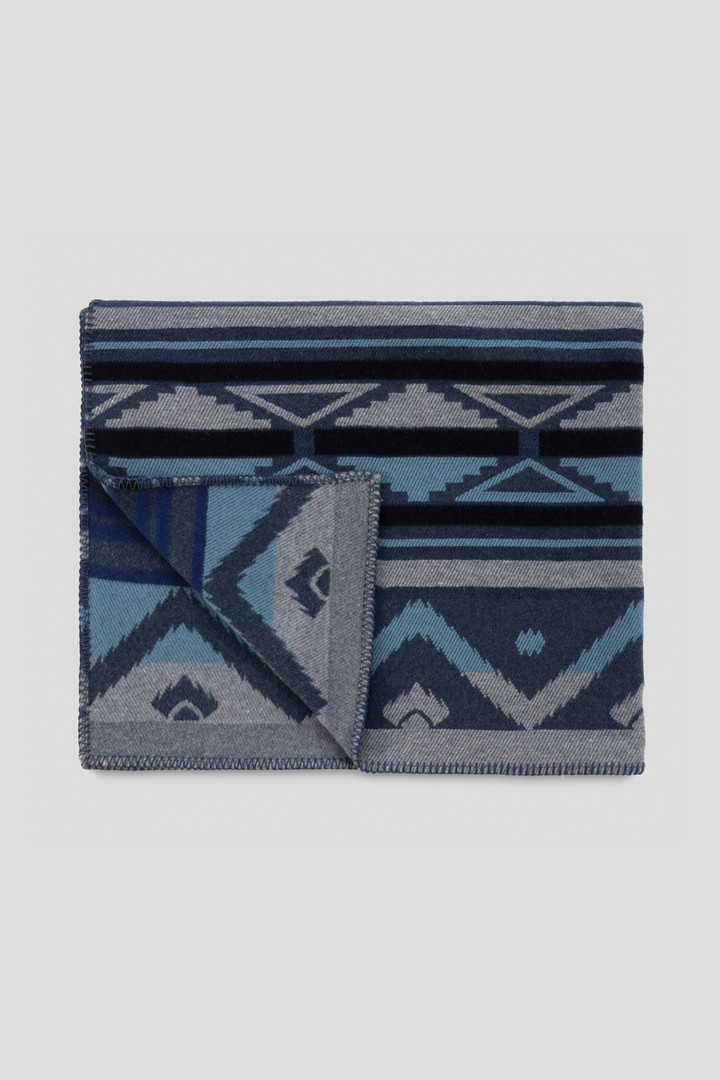 Jacquard Stripe Blanket in Pure Wool Blue photo 4 | Woolrich