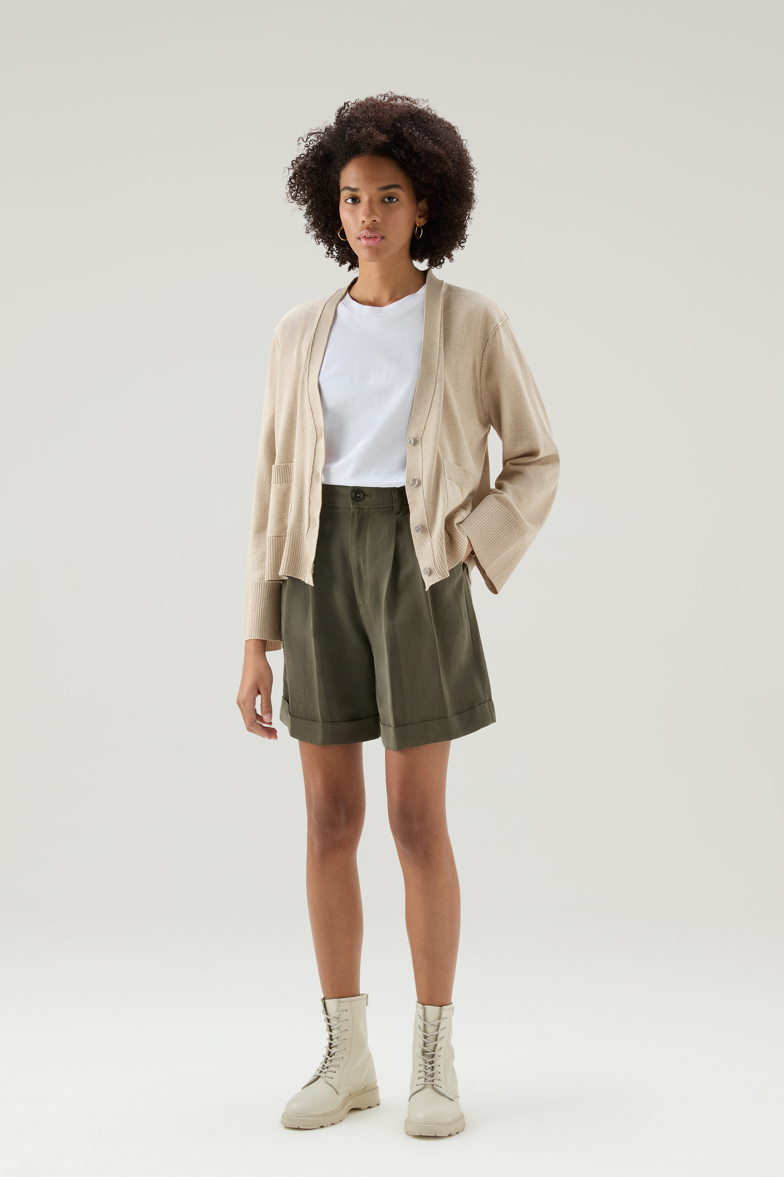 Shorts in Linen Blend with Pockets Green photo 2 | Woolrich