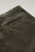 Pantalon chino en coton élastique