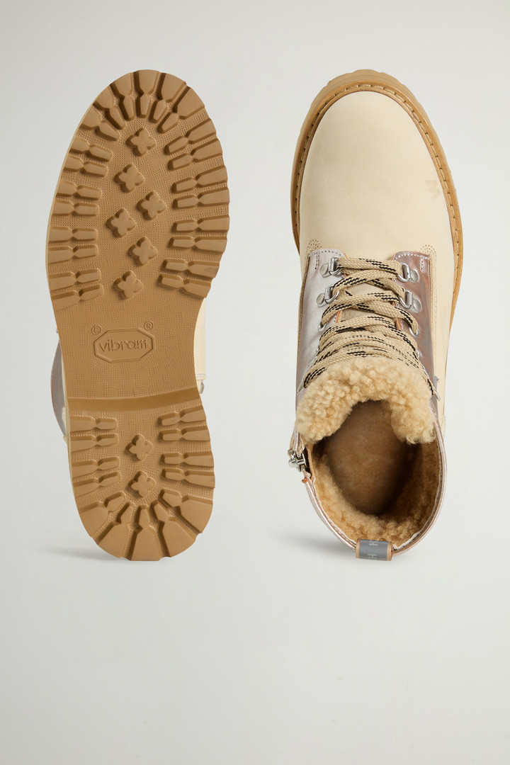 Main Combat Boots in Cowhide and Suede Beige photo 4 | Woolrich