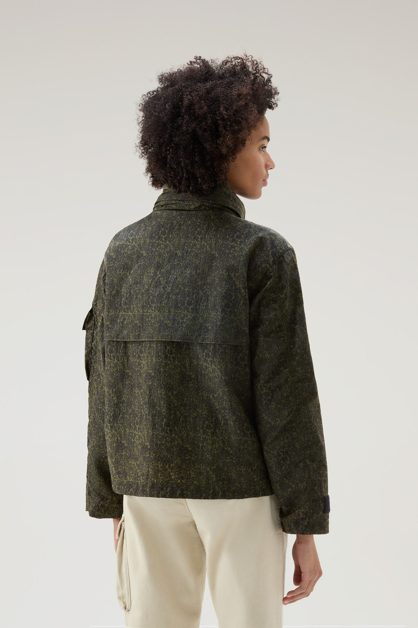 Veste Camo avec capuche pliable vert photo 3 | Woolrich