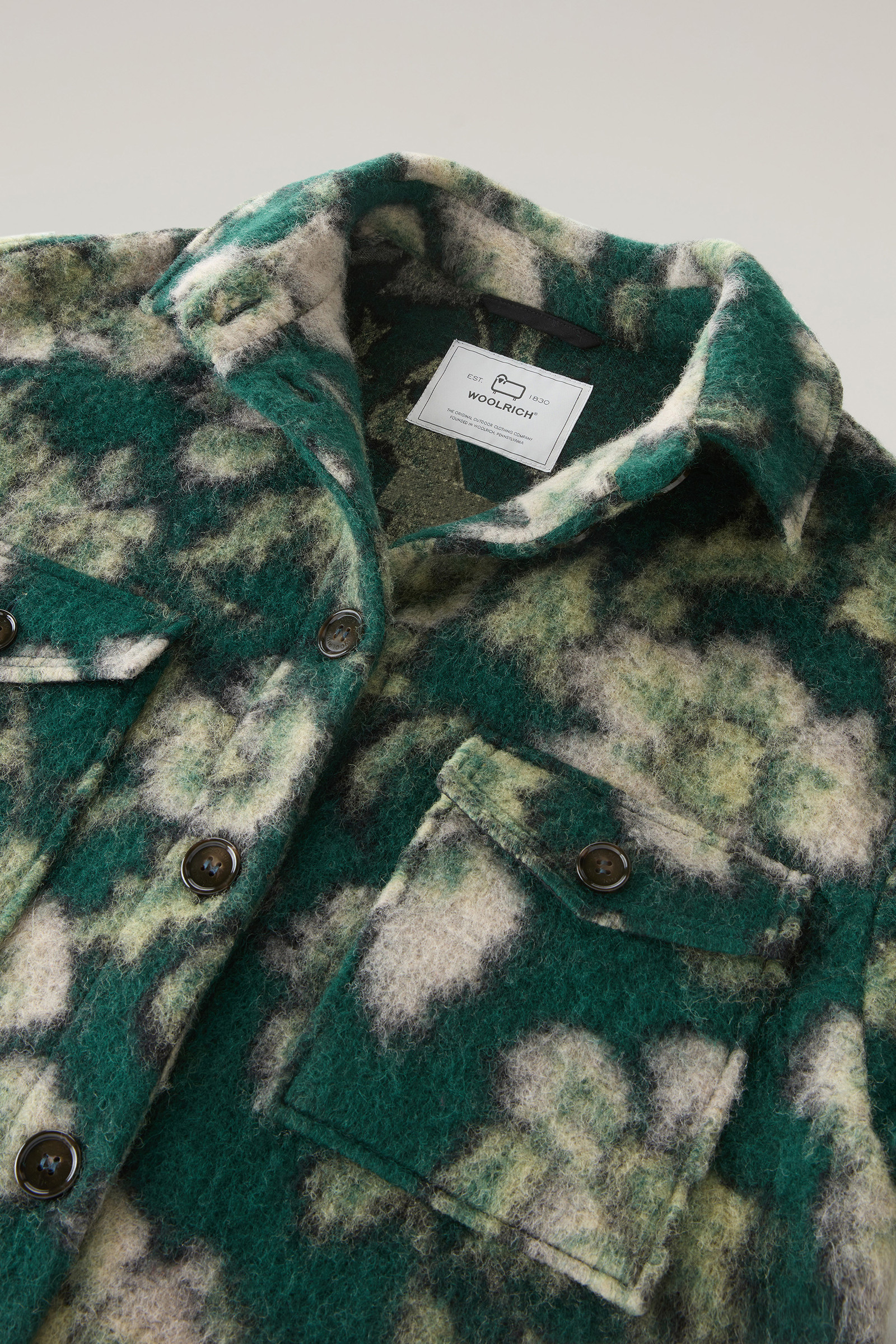 Gentry Overshirt in Wool Blend Green | Woolrich USA