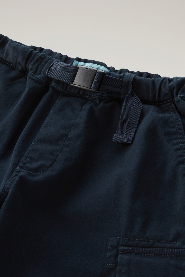 Short cargo pour garçon teint en pièce en coton élastique Bleu photo 3 | Woolrich