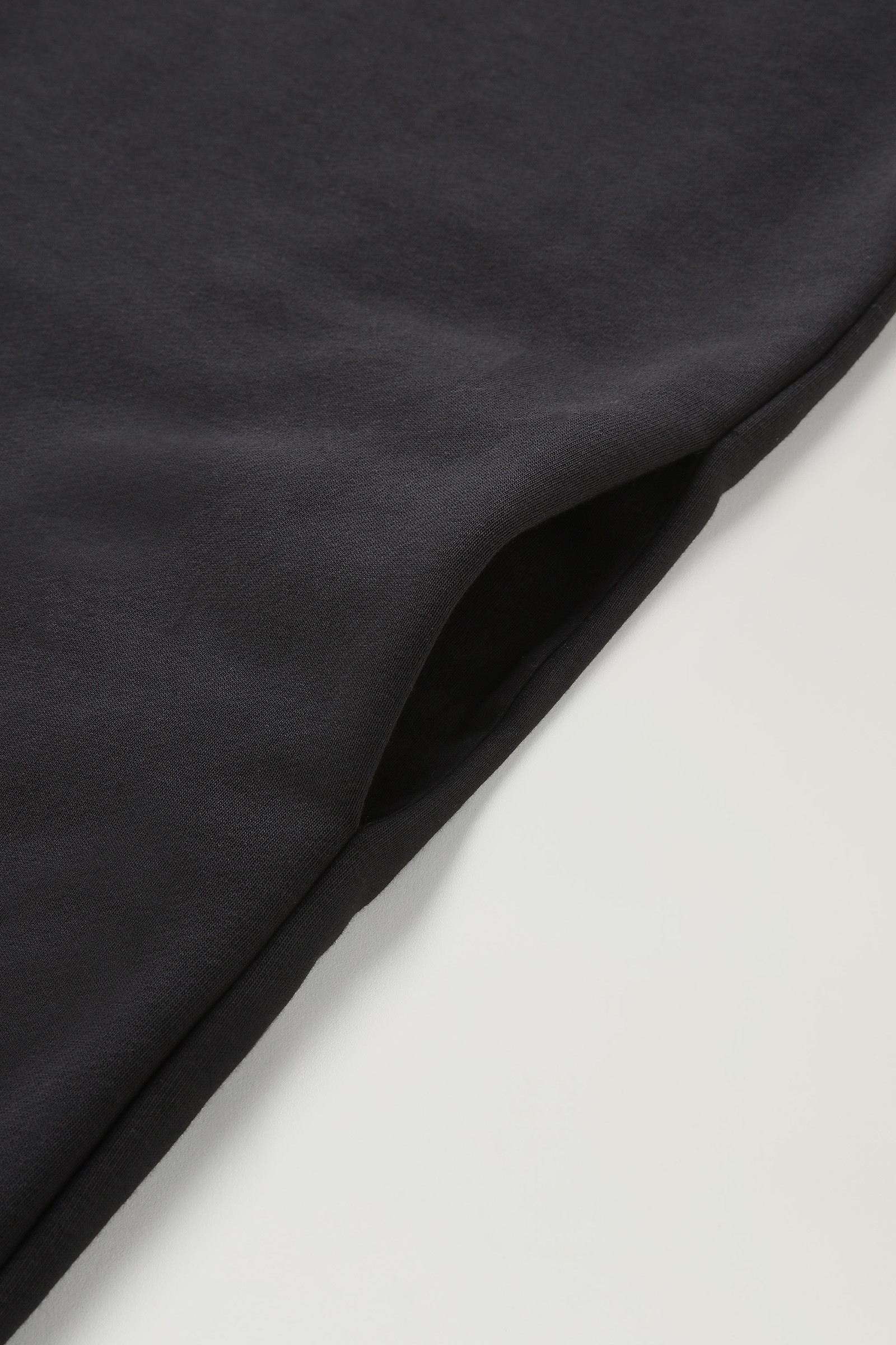 Lange jurk van katoenfleece met capuchon zwart photo 7 | Woolrich