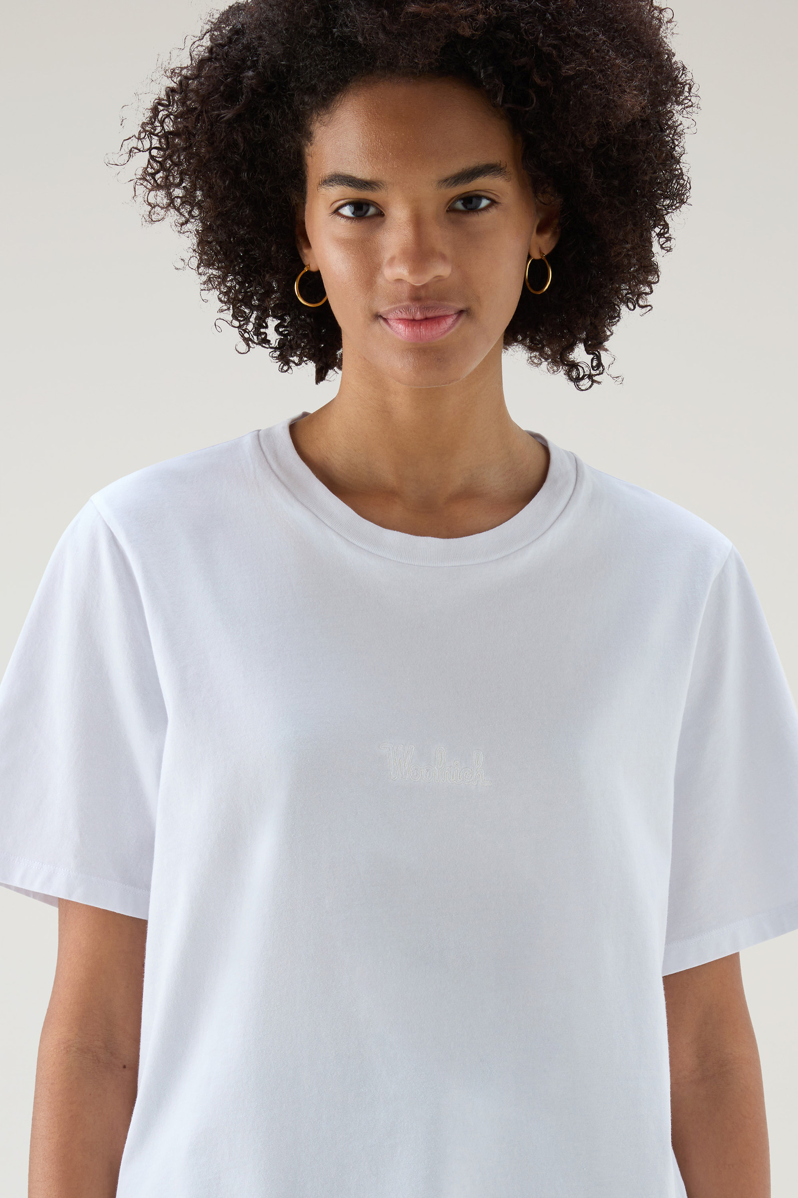 Embroidered Logo T-shirt in Pure Cotton White photo 4 | Woolrich