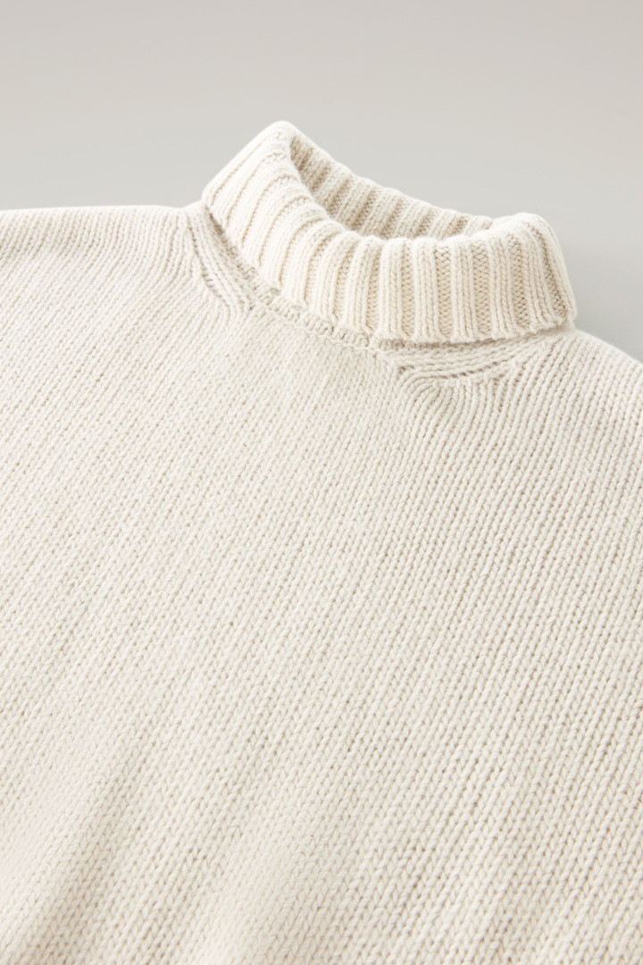 Turtleneck Sweater in Pure Virgin Wool White photo 6 | Woolrich