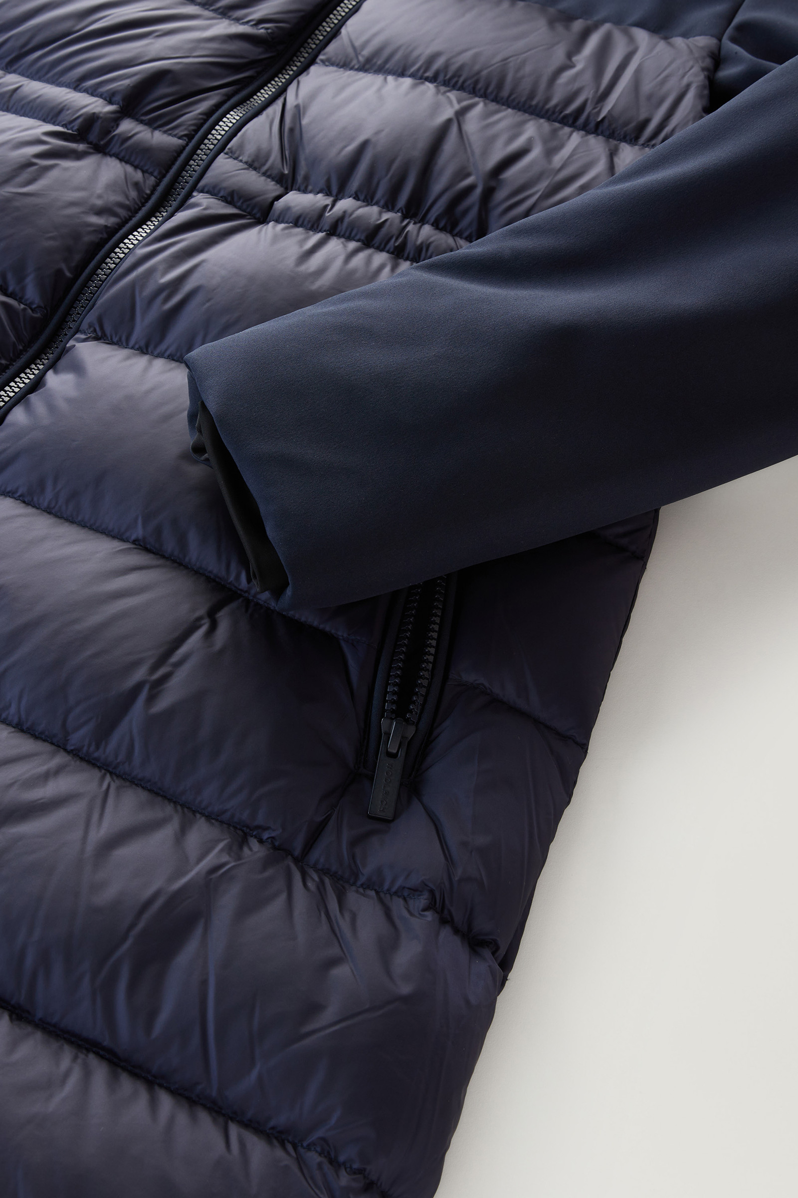 Gesteppter Hybrid-Parka aus Tech Softshell blau photo 8 | Woolrich