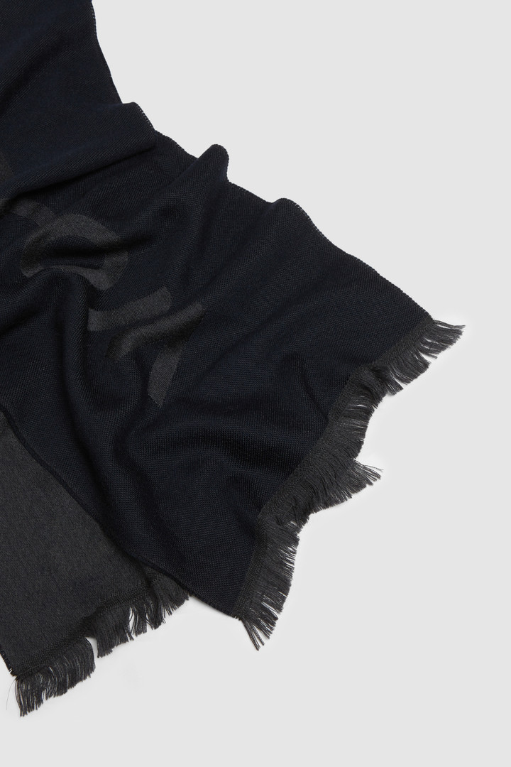 Wool scarf with maxi Woolrich logo