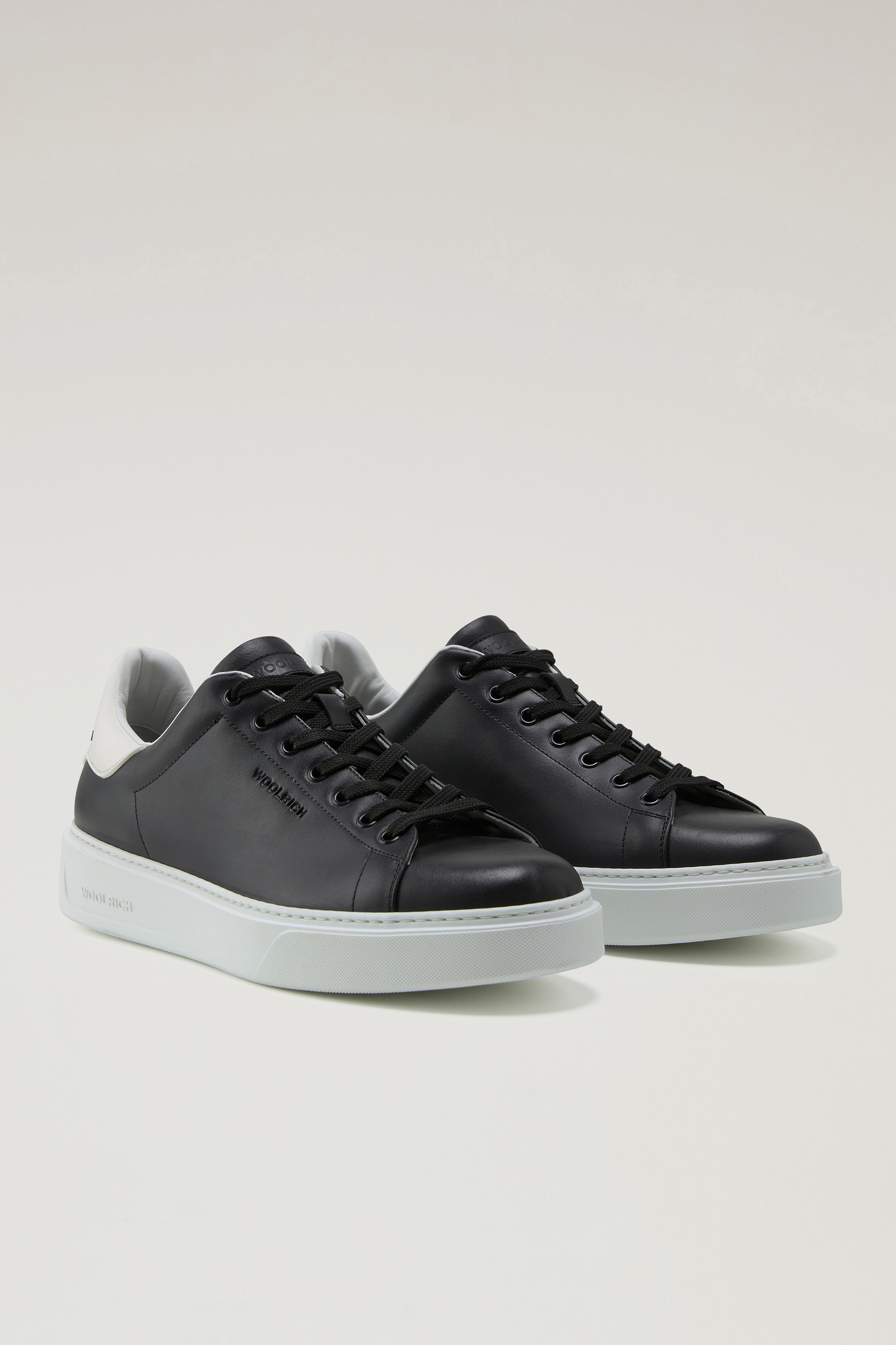 Classic Court Sneakers in Leather with Contrasting Patch Black photo 2 | Woolrich