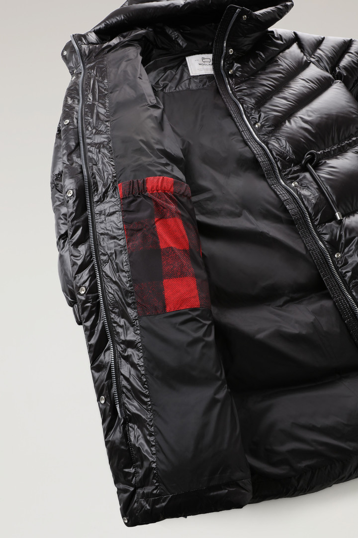 Aliquippa Long Down Jacket in Glossy Nylon with a Drawstring Waist Black photo 5 | Woolrich