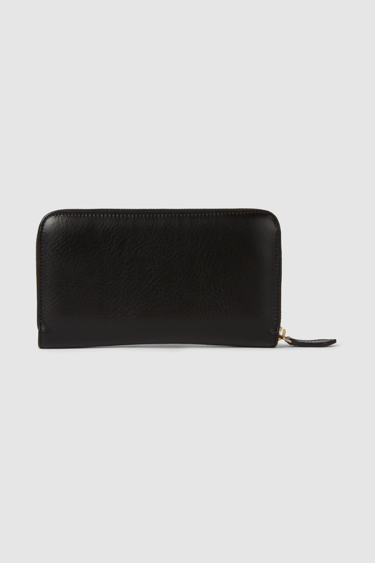Cartera con cremallera alrededor