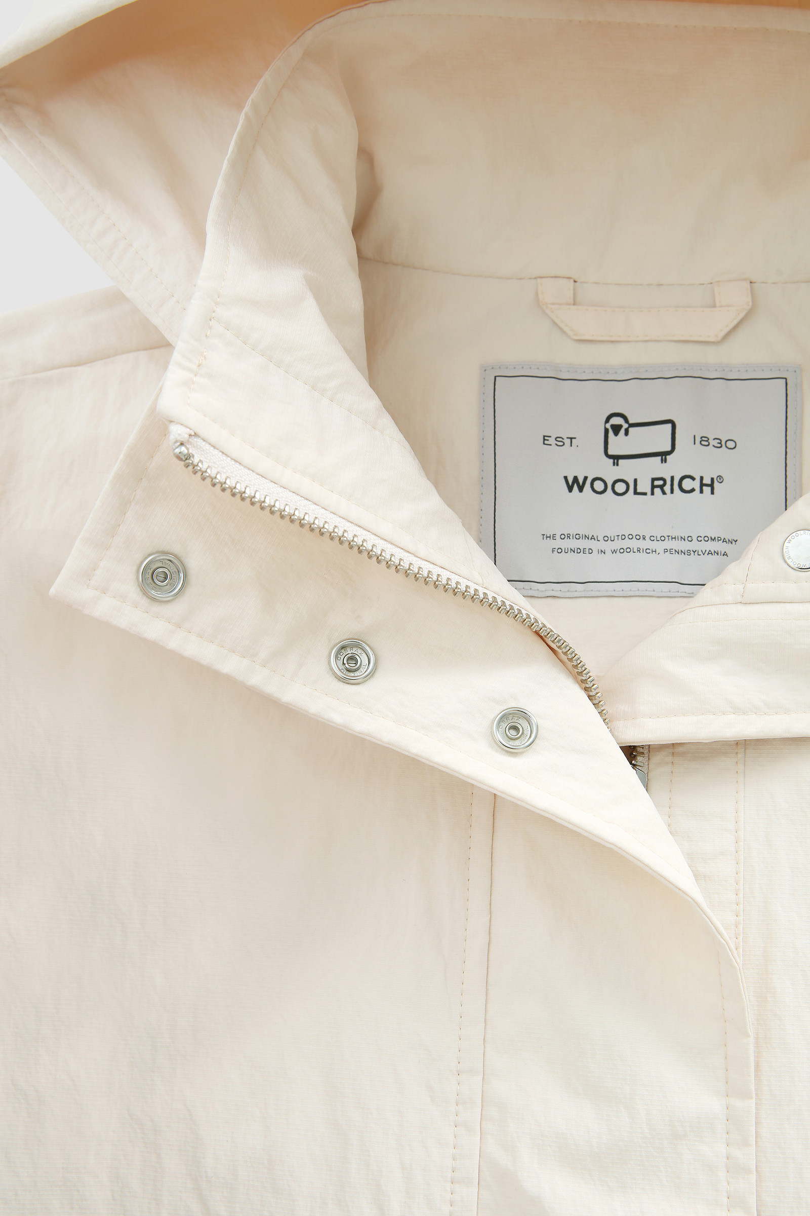 Parka ligera Briar con capucha desmontable blanco photo 8 | Woolrich