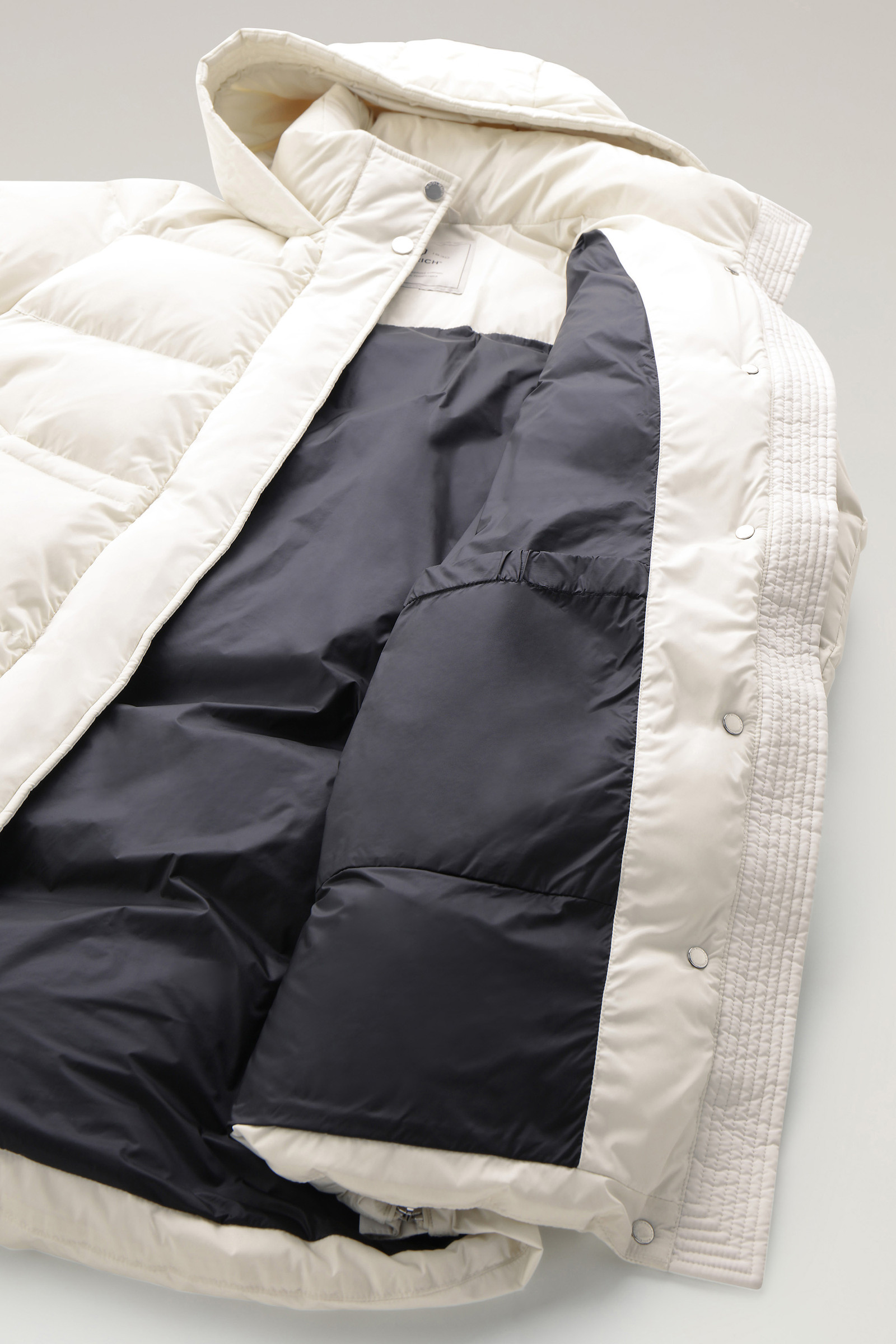 Hooded Alsea Down Jacket in Stretch Nylon White photo 11 | Woolrich