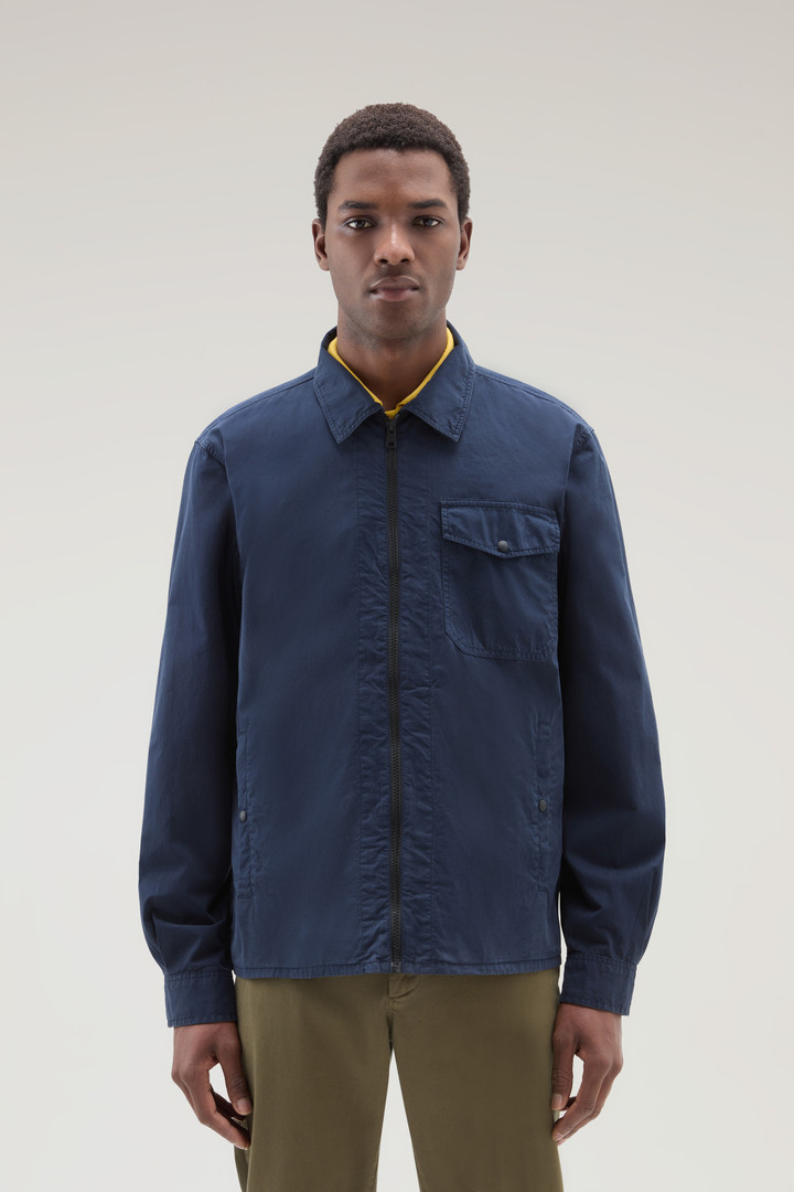 Garment-Dyed Overshirt in Pure Cotton Blue photo 1 | Woolrich