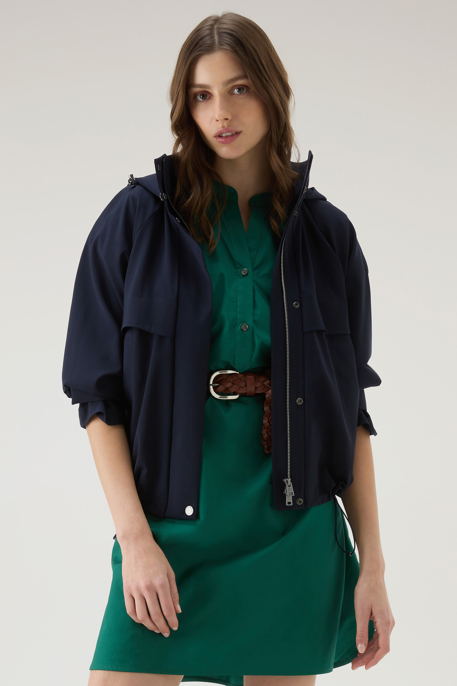 Kurzes Kleid aus reiner Baumwollpopeline mit gerafften Details grün photo 4 | Woolrich
