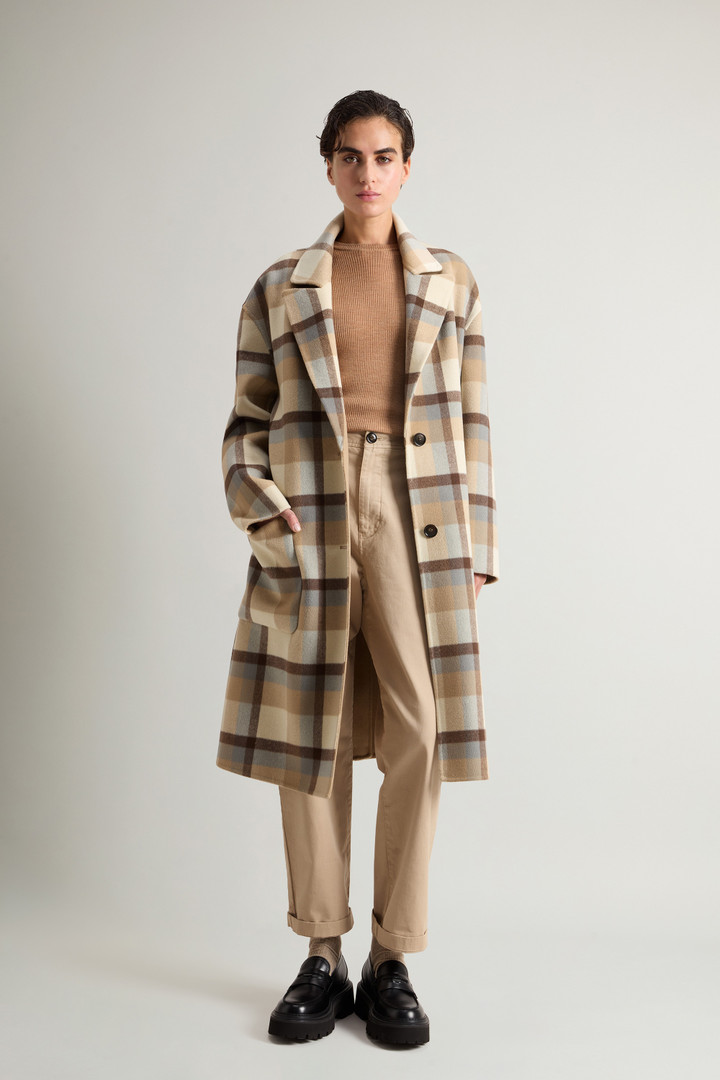 Coat in Pure Virgin Wool with Checked Pattern Beige photo 2 | Woolrich