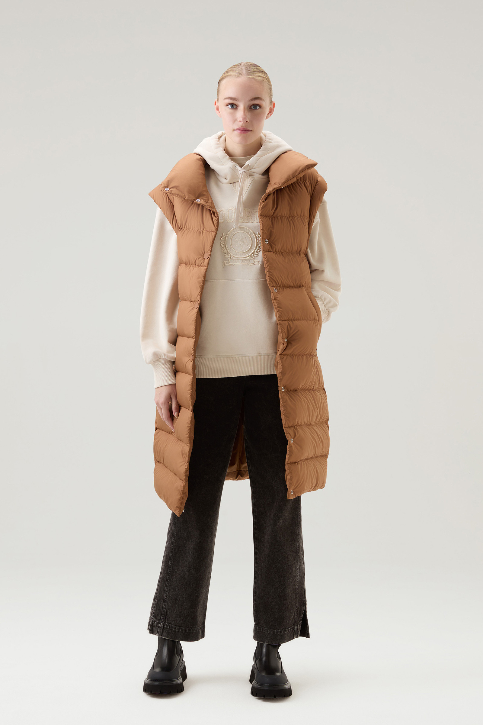 Veste sans manches longue Ellis matelassée en microfibre marron photo 2 | Woolrich