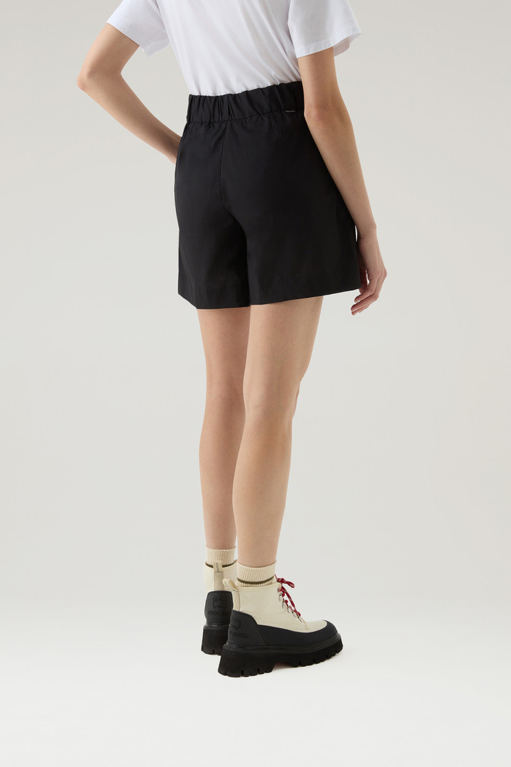 Pure Cotton Poplin Shorts Black photo 3 | Woolrich