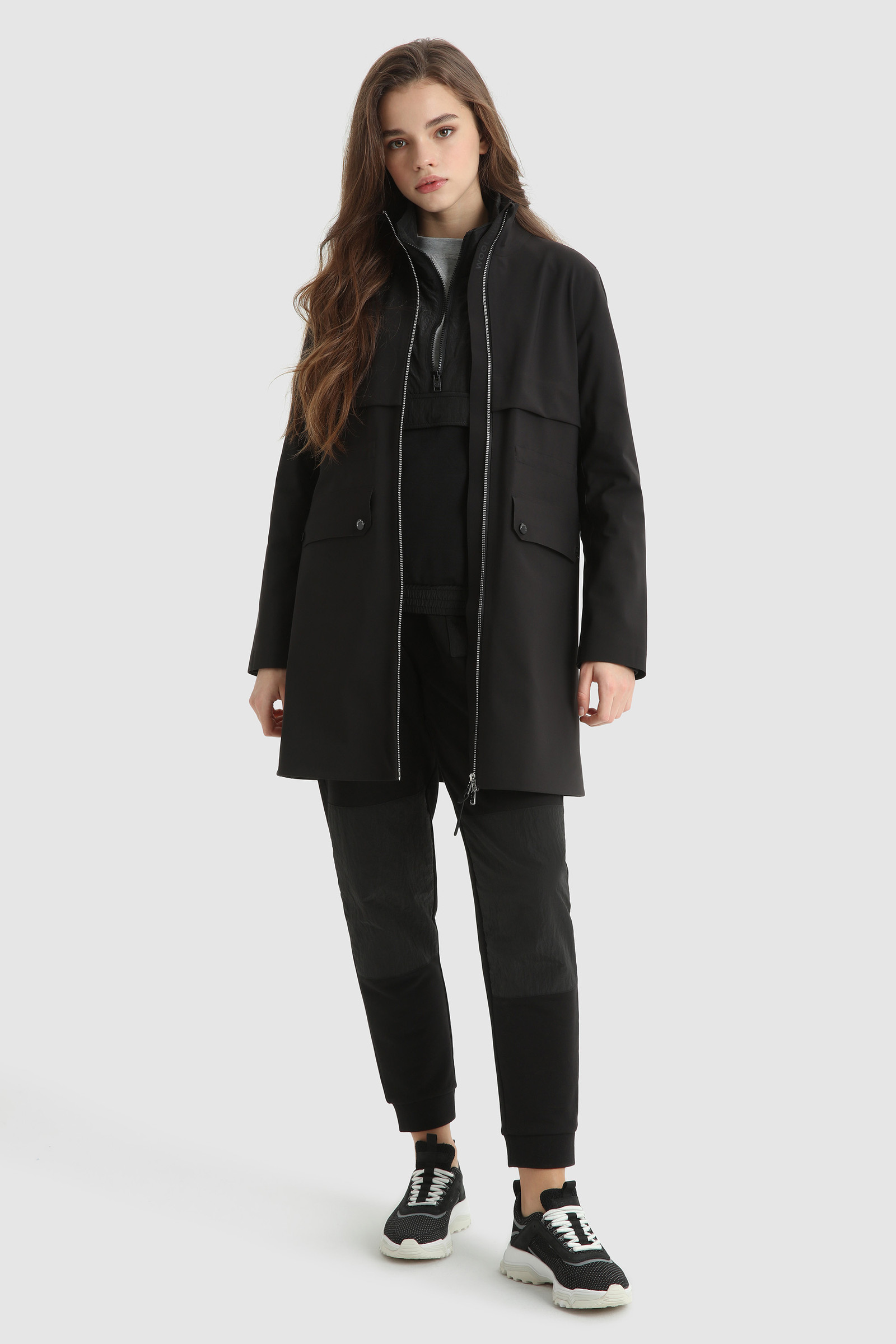 Lange Jacke Pequea aus Stretch-Jersey Schwarz photo 2 | Woolrich