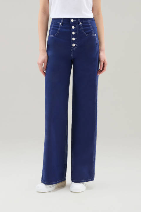 Pantalon en sergé de coton élastique teint en pièce Bleu | Woolrich