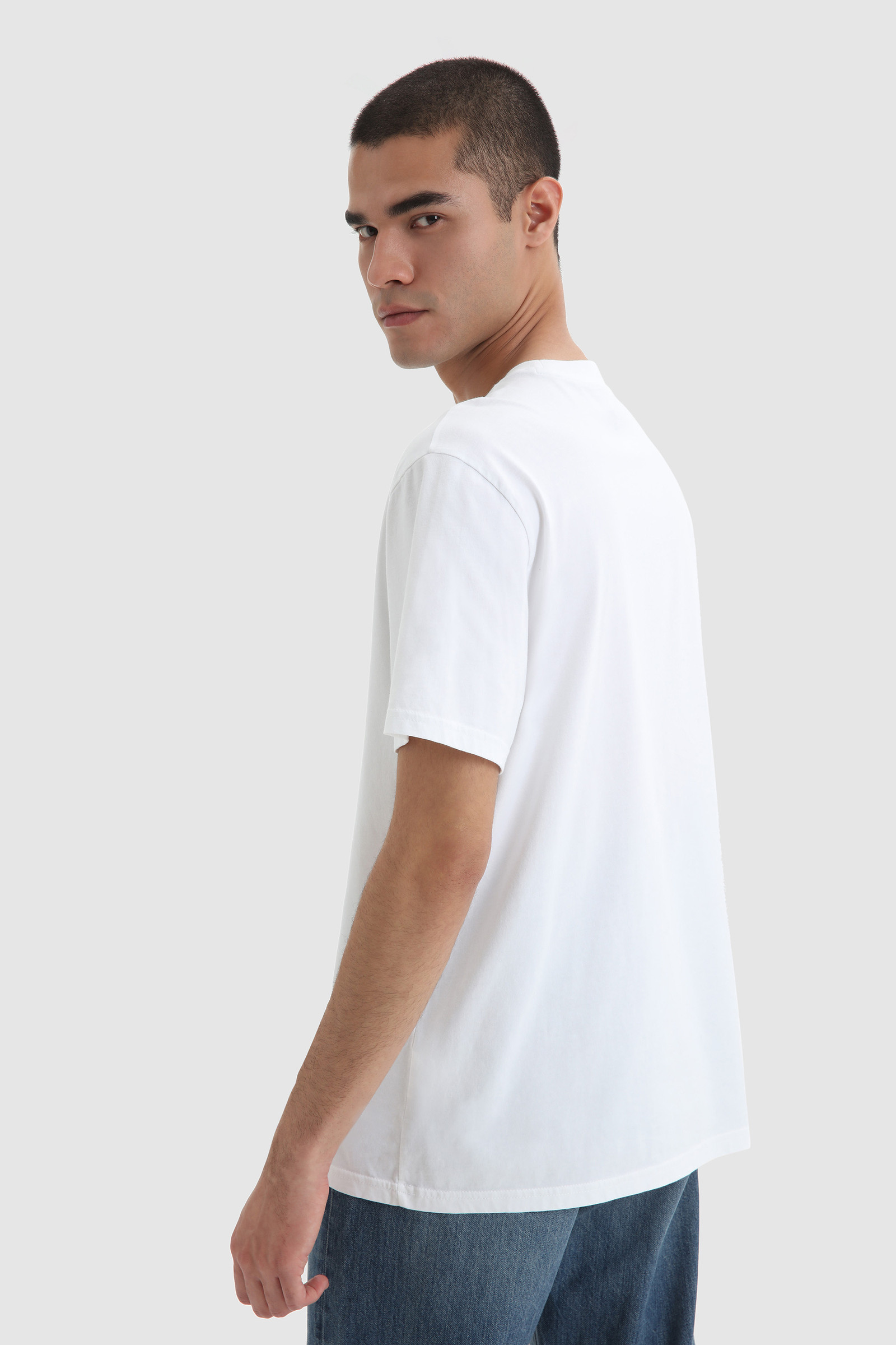 T-Shirt with Mountain Logo White photo 3 | Woolrich
