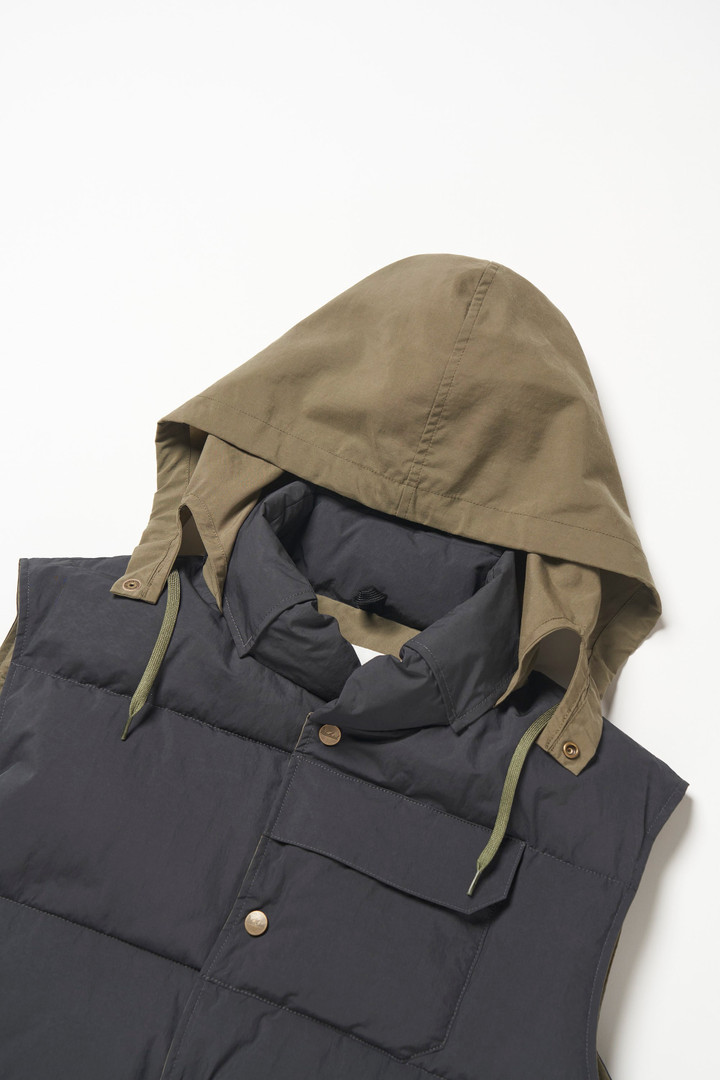 NYL PADDED MT. VEST Black photo 6 | Woolrich