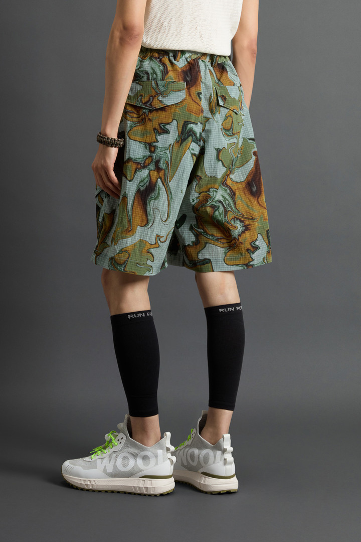 Short en nylon Ripstop Olmetex à motif tie and dye by Todd Snyder Vert photo 3 | Woolrich