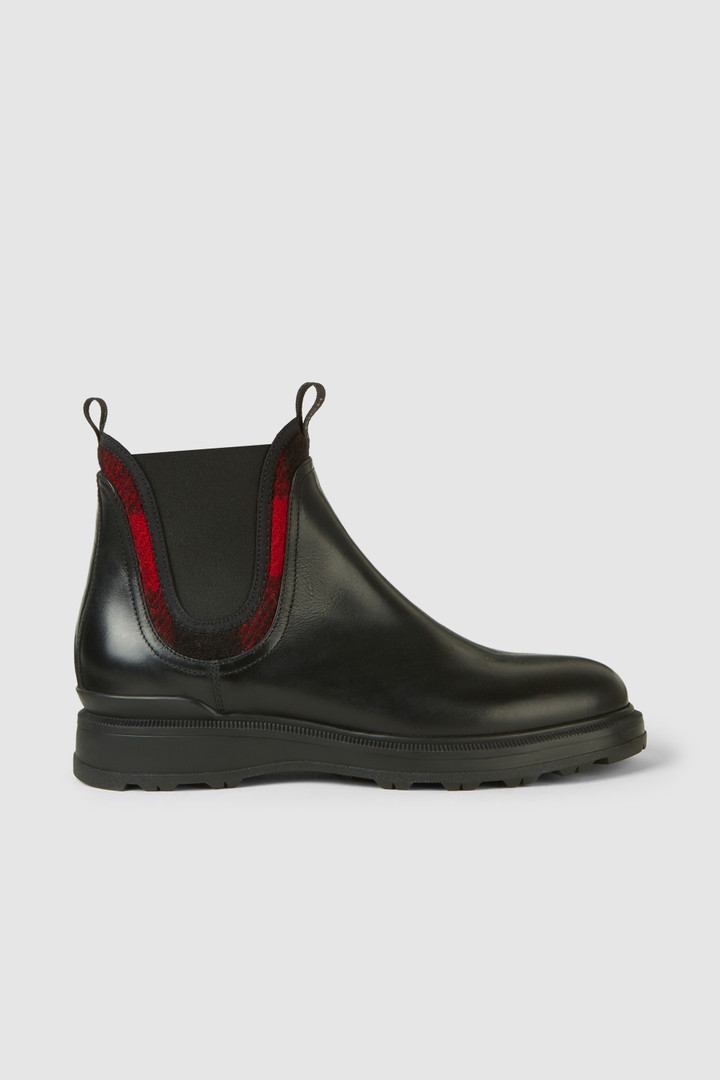 Chelsea boot with check pattern