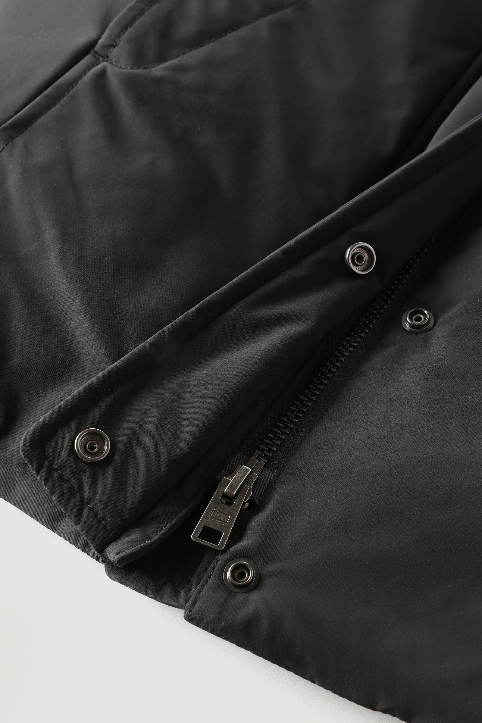 Boulder Parka en Urban Touch para niña negro photo 7 | Woolrich