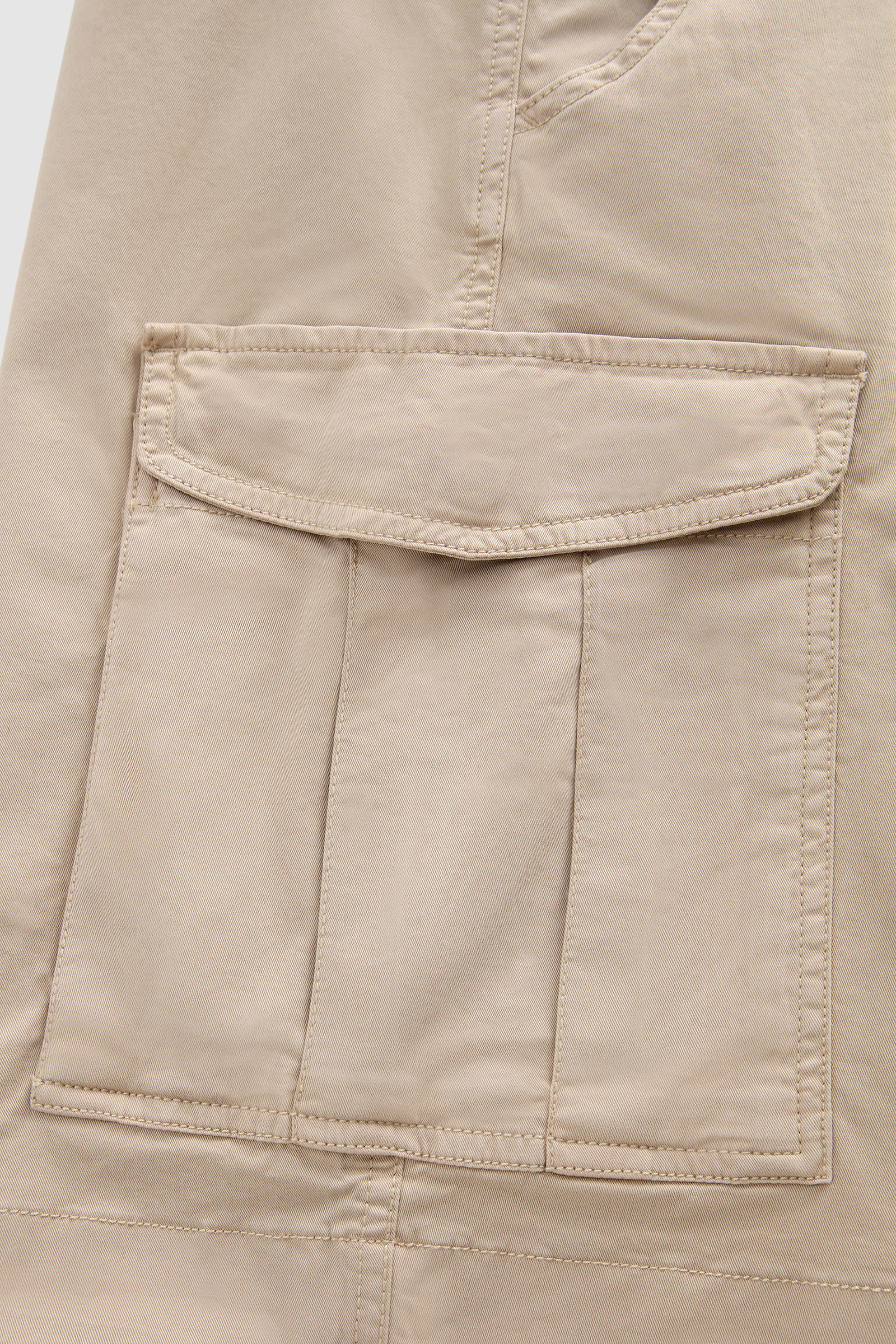Garment-Dyed Cargo Shorts Beige photo 7 | Woolrich